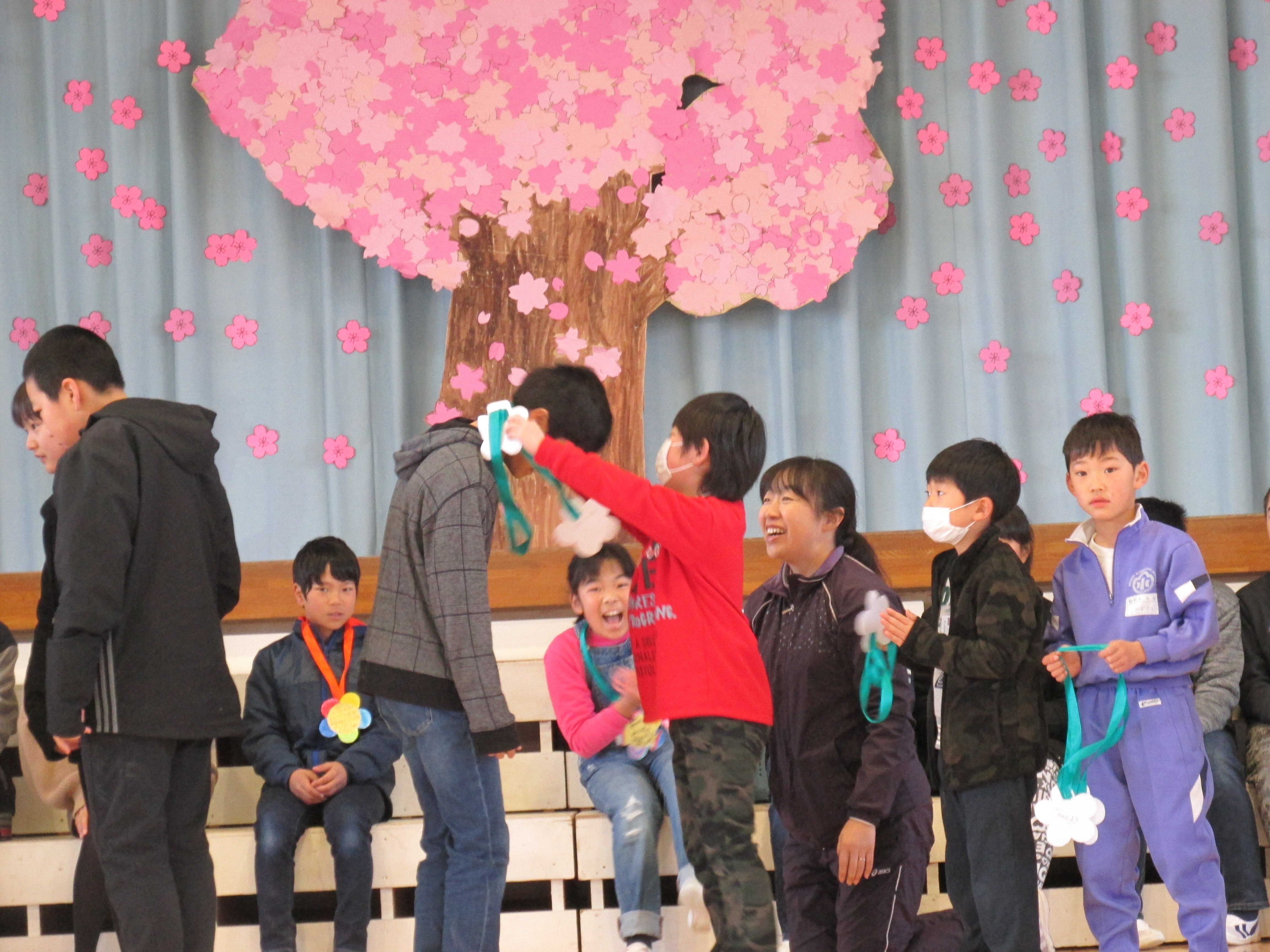 6 年生 を 送る 会 出し物 5 年生