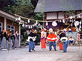 金崎神社獅子舞