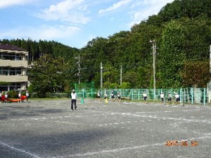 １