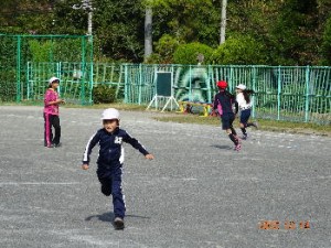 ５