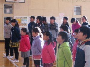 ５