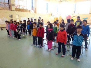 ５