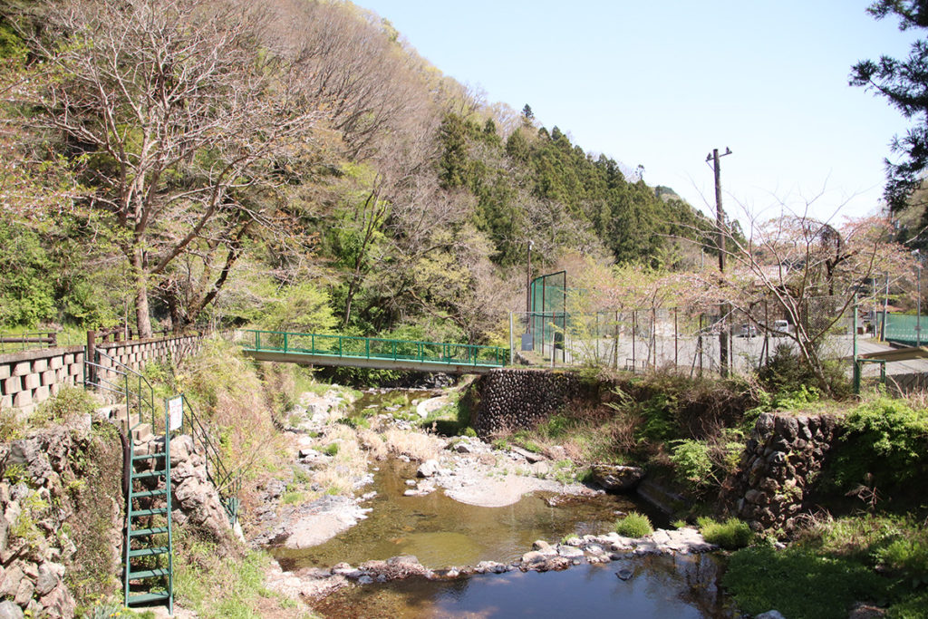 日野沢川ふれあい広場